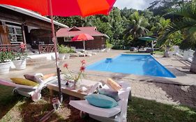 Kokogrove Chalets